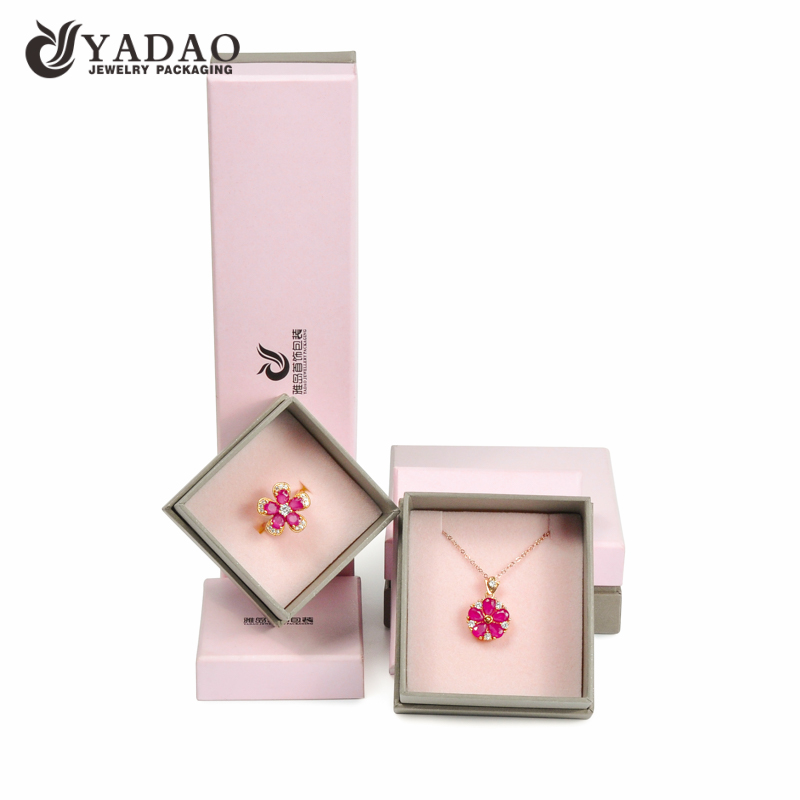 Luxury fashion pink jewelry box paper jewelry box seperated lid with logo printed