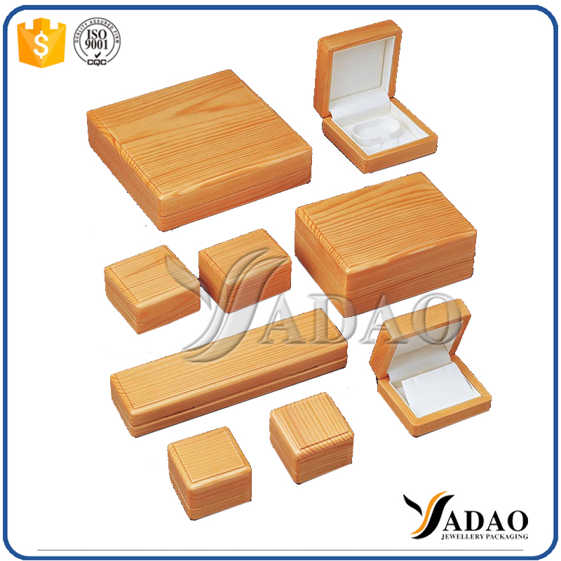 Novo design personalizado de madeira jóias de jóias caixa de embalagem elegante caixa de jóias de madeira uma caixa de presente atacado