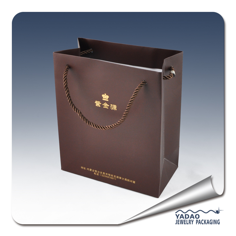Nueva bolsa de la compra bolsa de papel de la joyería de diseño de joyería es de muy buena calidad hechos en China