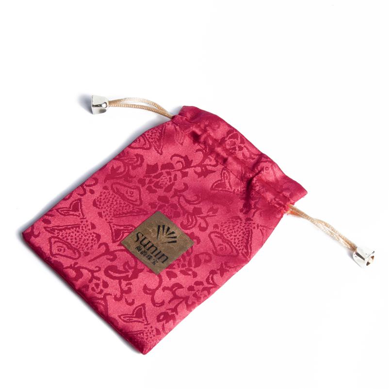 Nova lançado elegante personalizado artesanal bolsa de jóias de cordão de cetim vermelho