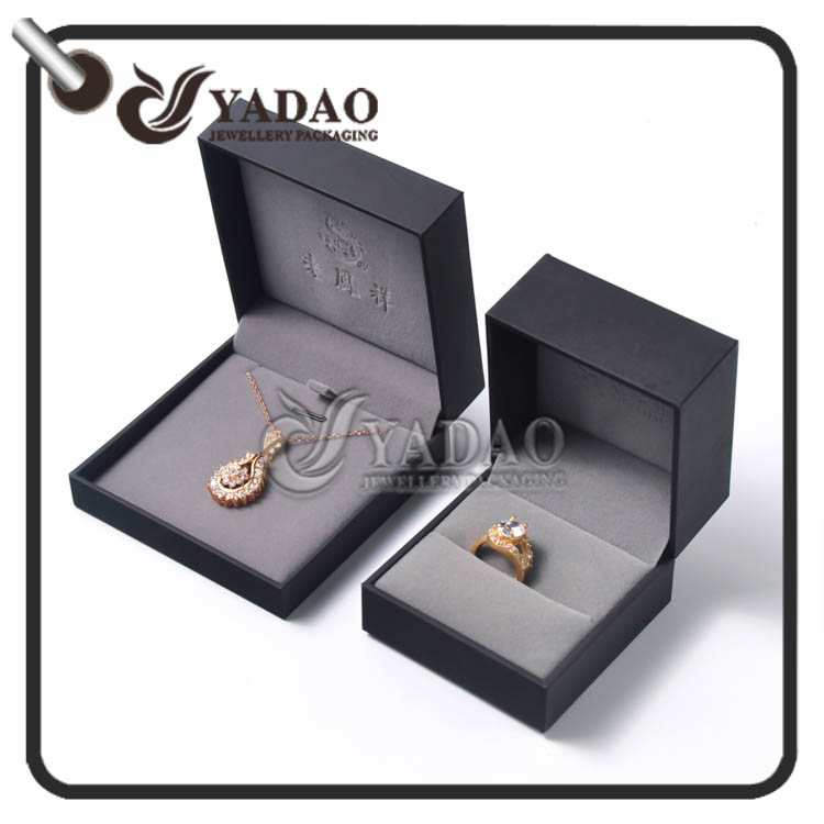 OEM/المكتب الاتحادي للمجوهرات البلاستيك مربع لخاتم أو قلادة الحزمة المصنوعة في مصنع كبير المهنية مباشره علي بيع.