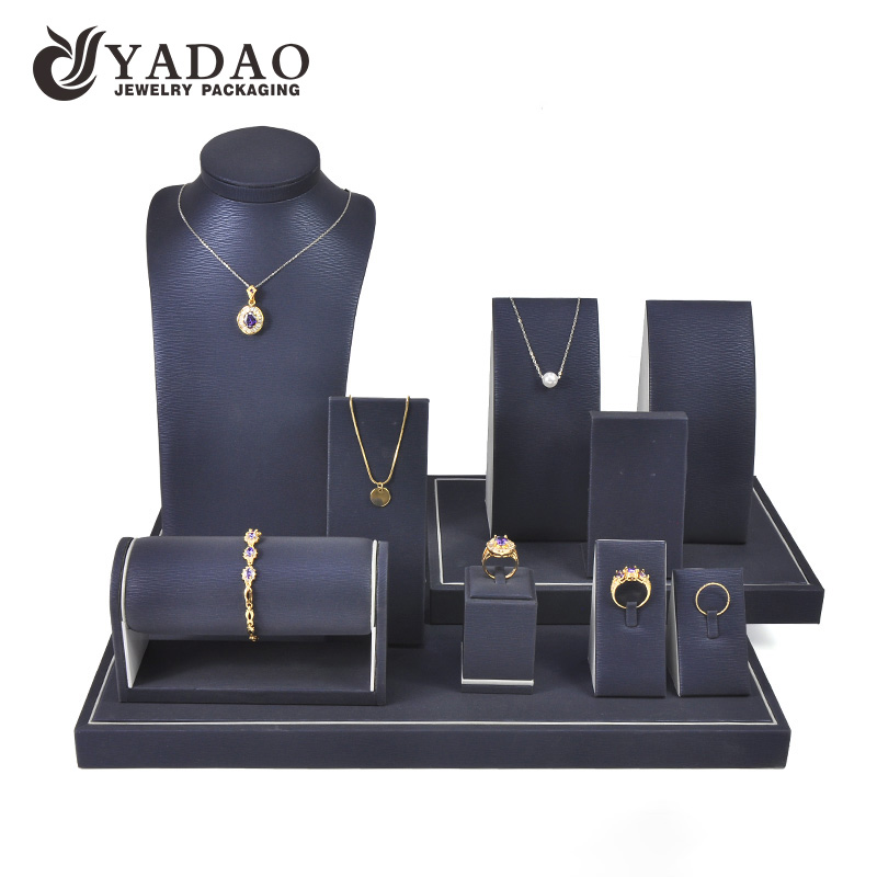 PU leather Jewelry display set with high end