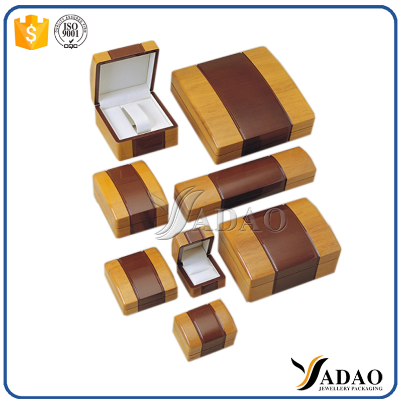 Raw legno di monili box box monili di legno con inserto in schiuma di monili di legno madre-ingrosso di gioielli scatola intarsiata di perle