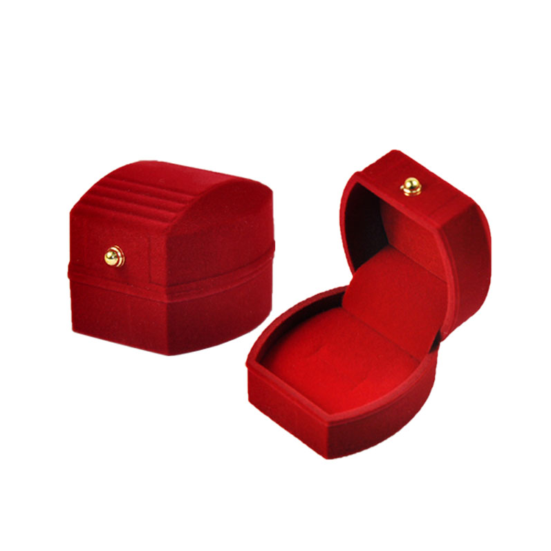 Vente en gros belle MOQ personnalisée, boîte en plastique de flocage de petit anneau rouge OEM pour les bijoux de Yadao
