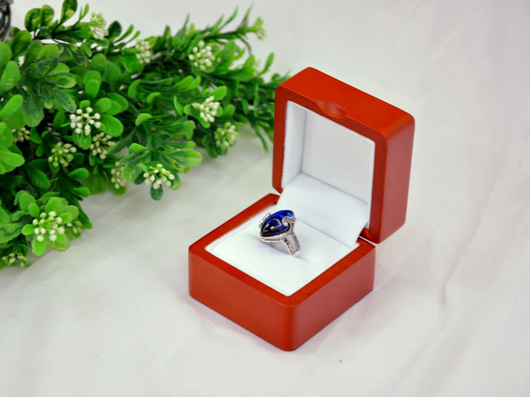 Caja de madera caja de regalo del anillo de la joyería