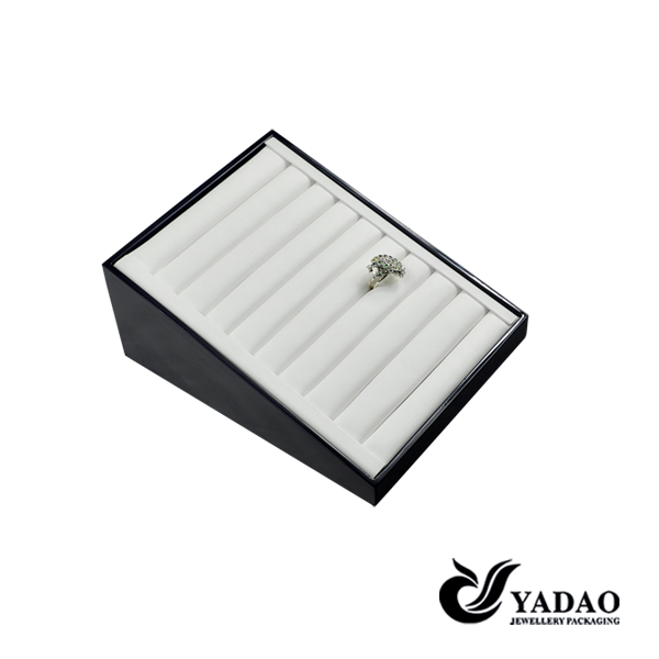 Bandeja de anillo triangular de cuero de PU de Yadao Manufacture