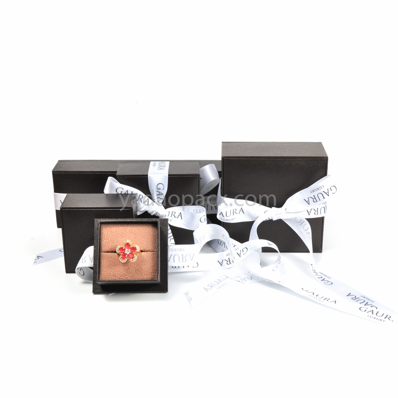 Yadao customized paper packaging box black fancy paper box with brown velvet insert and white ribbon closure
