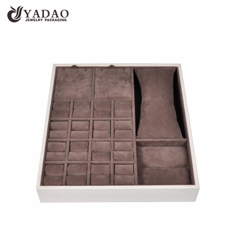 Ювелирные изделия Yadoo Luxury Jewelry Display Tray Multi-основатель для кольца Подвеска Bangle Часы в белых и коричневых тонах