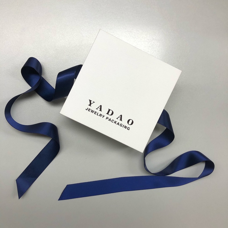 Yadao novo design conjunto de caixa de joias caixa de joias de plástico dentro da caixa de papel com fita do lado de fora
