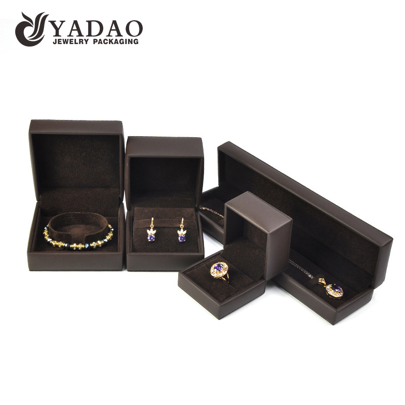 Yadao plastové krabice šperky balení box hnědý PU kožený box stiching zdobené box