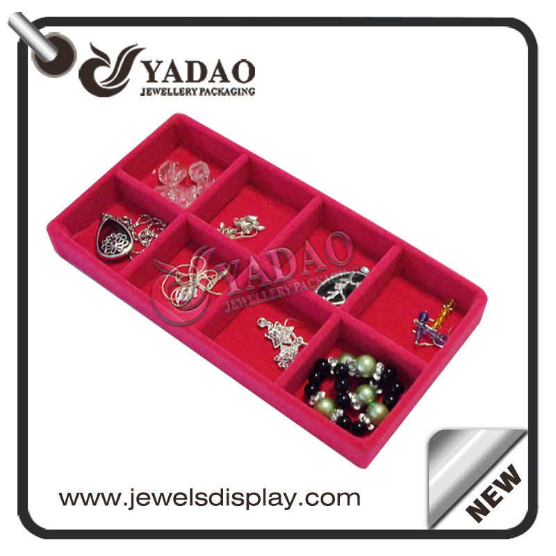 Tamaño flexible disponible personalizado, color, diseño cuadrado pequeño, mdf + bandejas de exhibición de terciopelo / cuero sintético para anillo / pulsera / collar