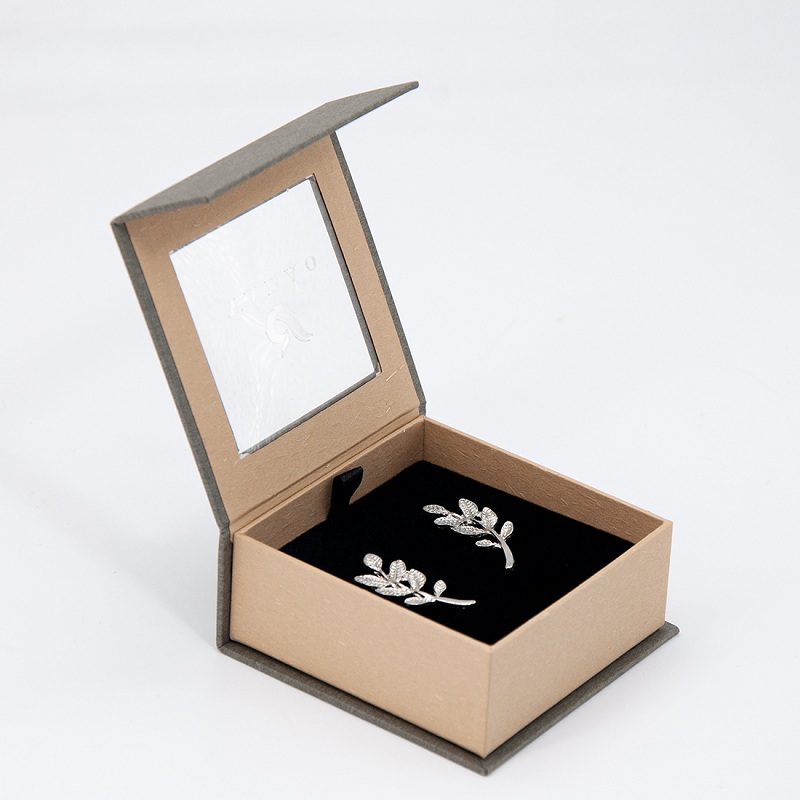 flap magnetic box jewelry paper packaging box sponge insert ring earring pendant box window lid