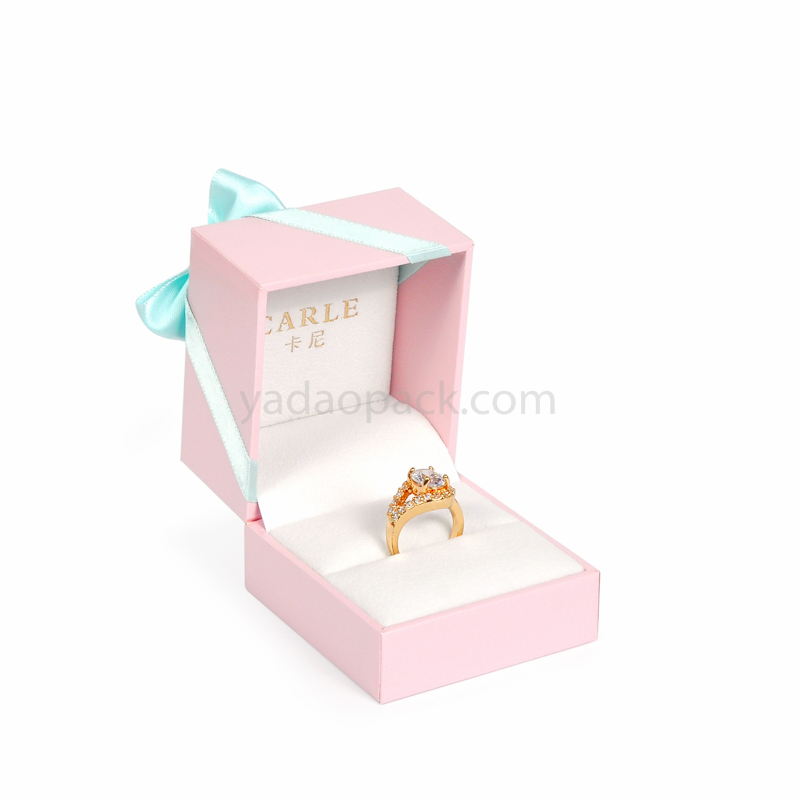 plastic jewelry packaging box slot ring box with bowknot plastic ring box