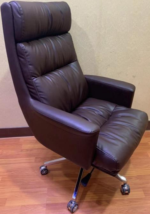 Newcity 6652 High Back Luxury Executive Office Chair Professional Deluxe Computer Office Chair Black Leather Swivel Big Boss Office Chair Supply Foshan China