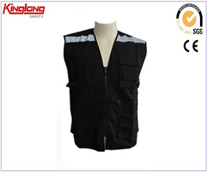 China functional and practical black  vest ,  65%polyester35%cotton fabric zippers vest