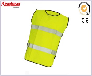 Popular spring style no sleeves yellow vest, reflective tapes mens safety vest