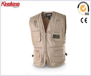 Popular style fashion design no sleeve vest, multi pockets custom logo vest