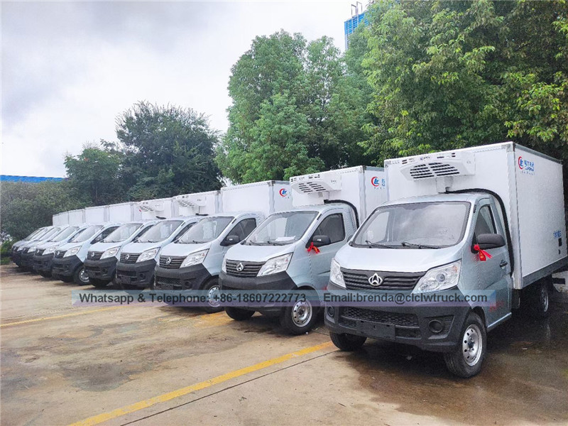 Proveedor de camiones de refrigerador de Changan en China, mini camión de refrigerador, camión de refrigerador 4x2