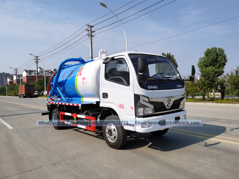 China Mejor Vehículos de Tratamiento de Alciinato 5000L 6 CBM Camsáneo móvil Camión de succión de aguas residuales