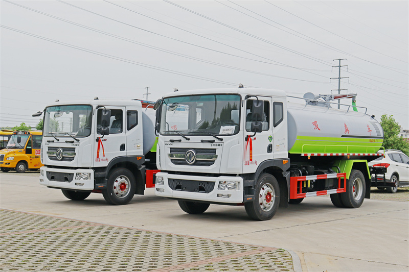 China Equipo de saneamiento Suck Truck Camioner Alcantarillador Camión limpio para la venta
