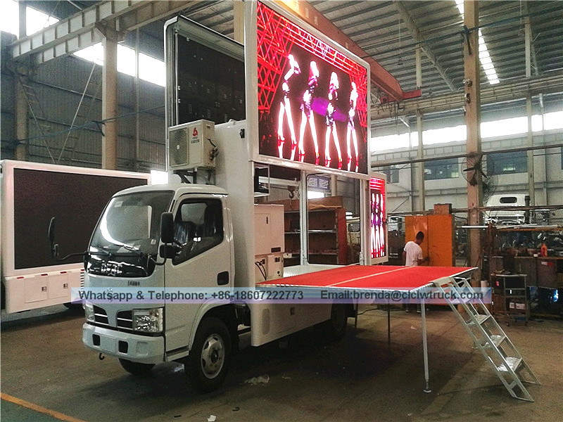 Dongfeng 4*2 camión LED móvil