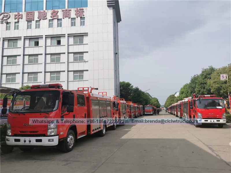 Fabricante de camiones de bomberos de 5000 litros China, proveedor de camiones de bomberos 4x2 5cbm en venta