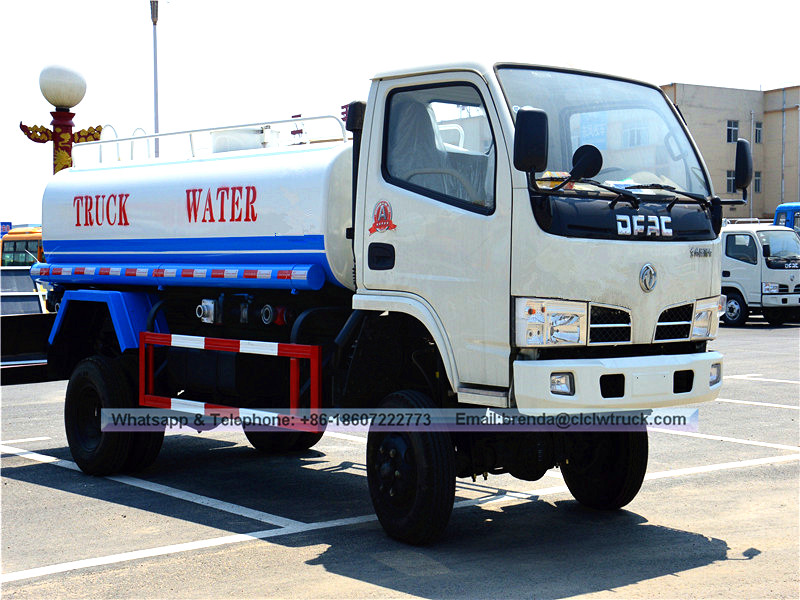 Dongfeng DFAC 4x4 5000Liter شاحنة مياه صغيرة