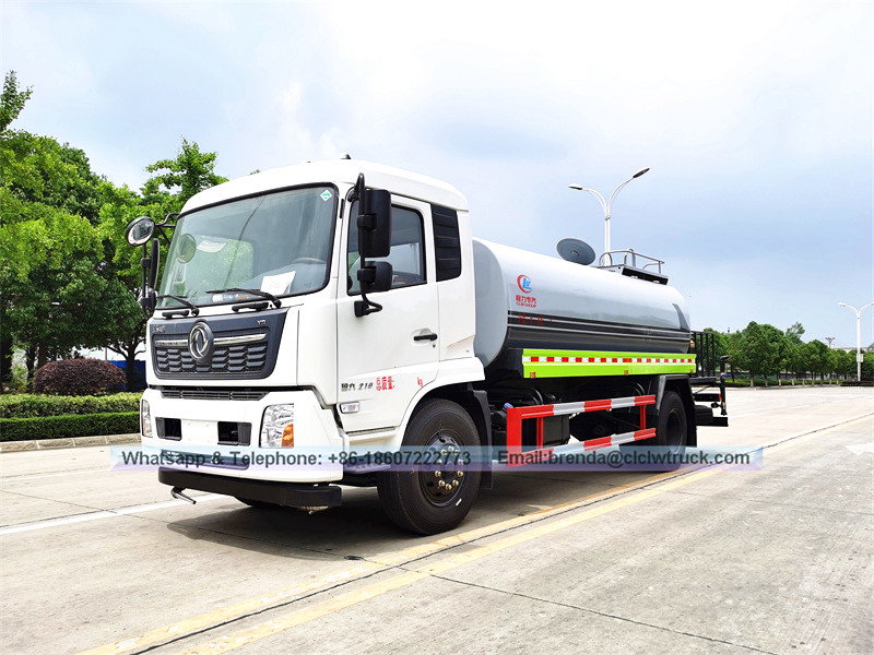 Dongfeng Kingrun de 12000 litros de agua Camión de tanque