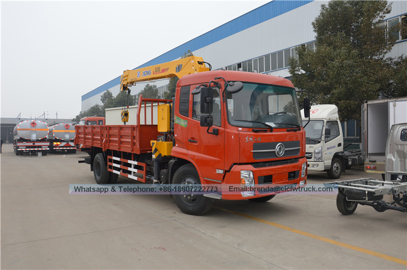 Dongfeng Kingrun 6300 Kgs montada en camión grúa con cesta