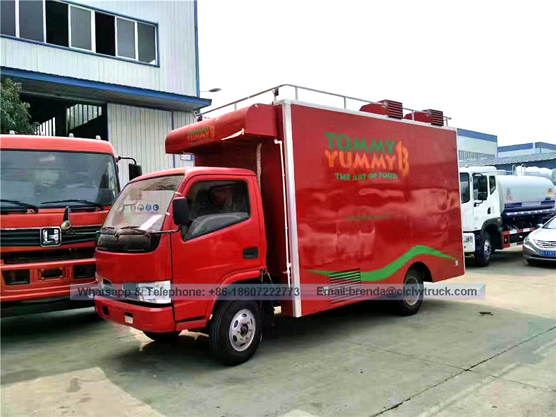 Dongfeng 2016 móvil de alimentos / cocina / camión de hielo