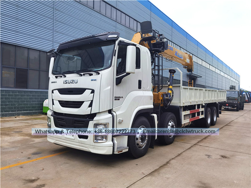 Japón Isuzu VC61 8x4 Tipo 12 Ruedas pesadas 20tones 25tones Crane montada en camión