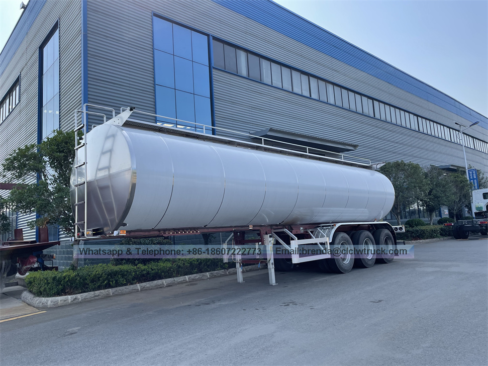 Semirremolque de 3 ejes de alta calidad 30m3 camarero de transporte de leche fresca hecha de acero inoxidable de grado alimenticio para ventas