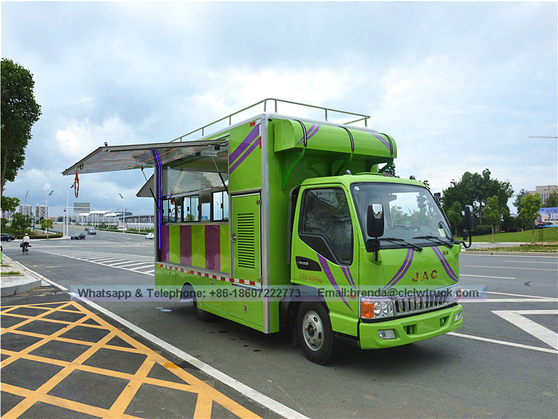 JAC Mobile food truck with quick service