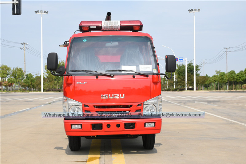 Nuevo fabricante de camiones de bomberos de 4000 litros China, 4x2 4cbm pequeño camión de bomberos