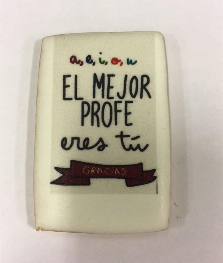 Bizcocho con tinta comestible para clientes de España