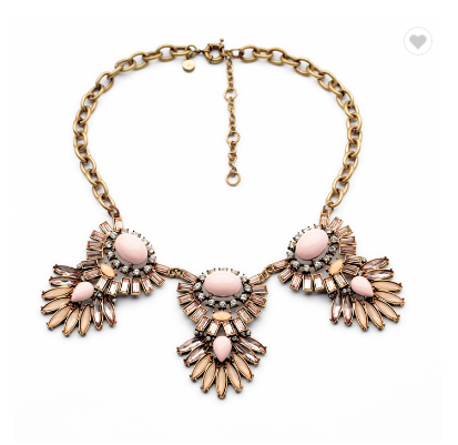2018 Hot Selling Pink Resin Stone Pendant Necklace For Women Heart Necklace Fashion Jewelry