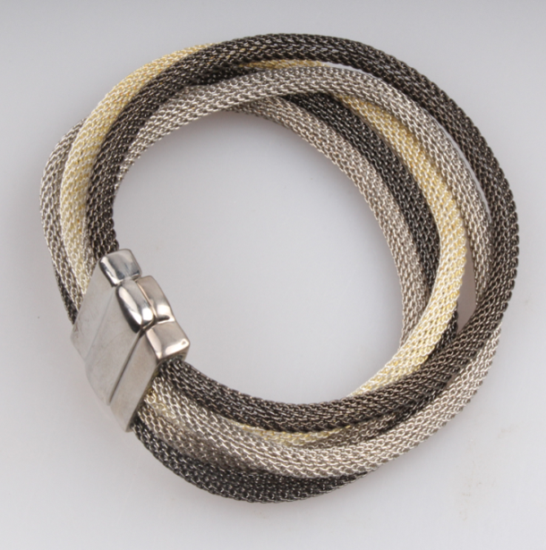 Manufacturer Wholesale Bracelet World  Alloy Multilayer Leather Bracelet for Men as Gift