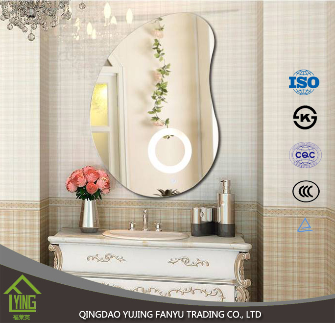 Nuovo specchio di vanità di stile con la luce del LED per il bagno della parete
