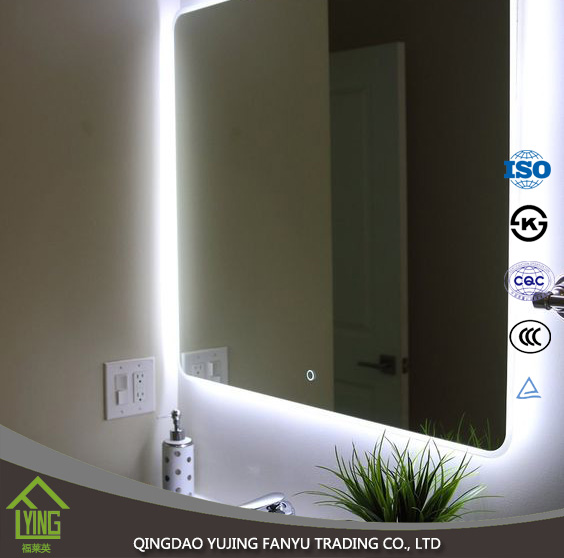 En vrac en gros Glitter miroirs de salle de bain de Type miroir décoratif avec lumière LED miroir