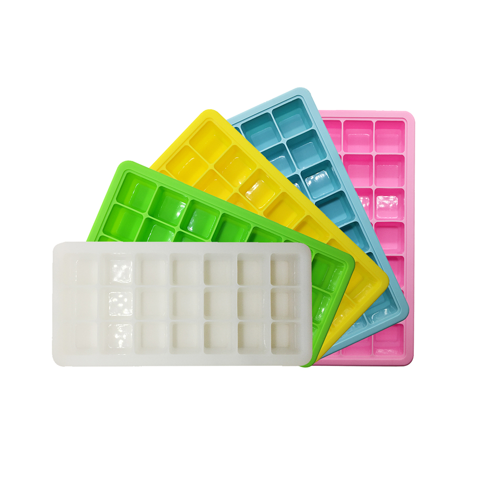 2018 Summer Classical Customized Color 21 Cavity Ice Cube Tray Con tapa