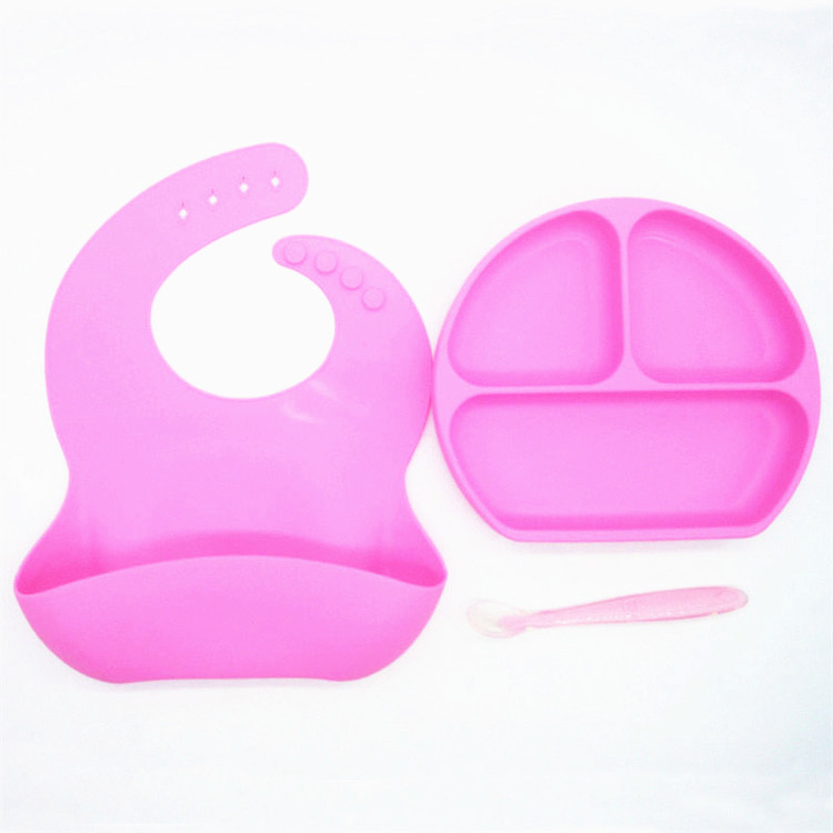 FDA Approved Silicone Baby Plate,Suction Baby Feeding Placemat And Bib Spoon