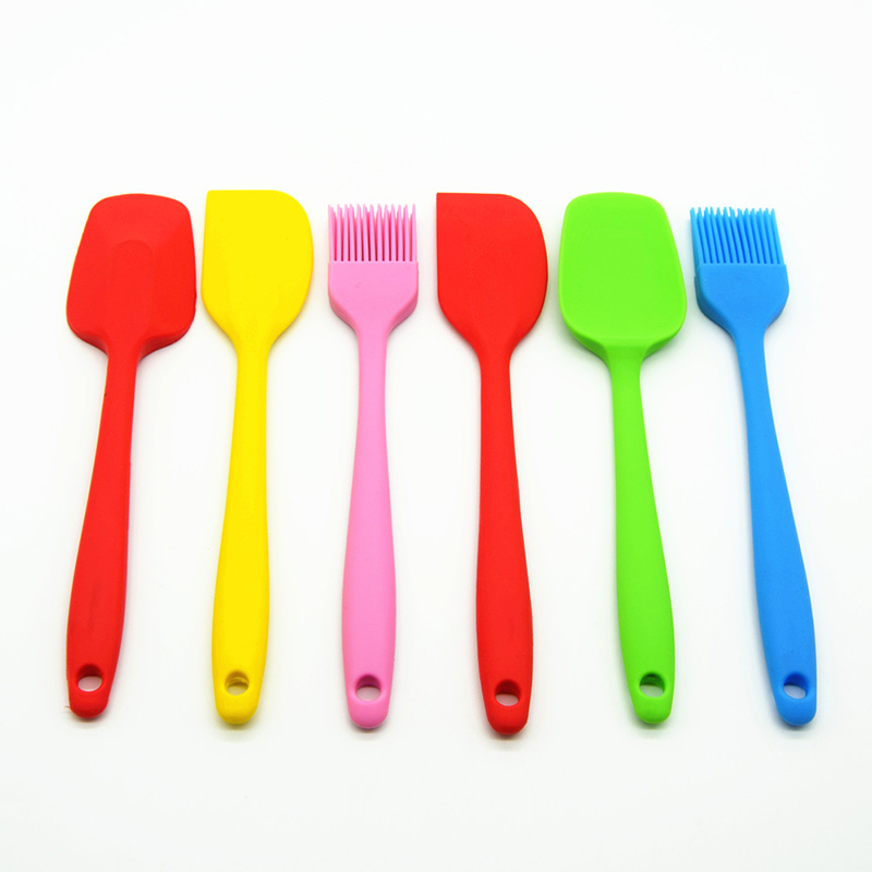 Juegos de utensilios de cocina de silicio directo de fábrica con cepillo de espátula de cuchara de espátula