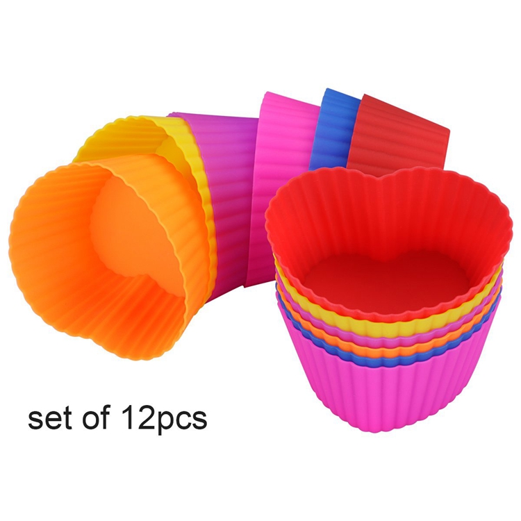 Coussin de cuisson en silicone à base de coeurs / sacs à gâteaux en forme de coeur / coussin de muffins en silicone