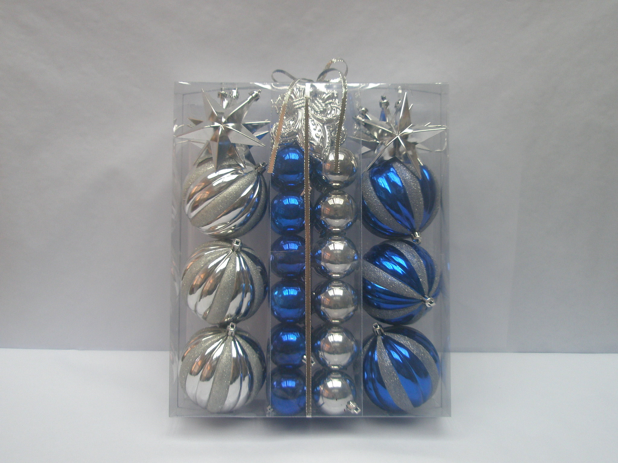 Hot Selling Christmas Tree Ball Ornament