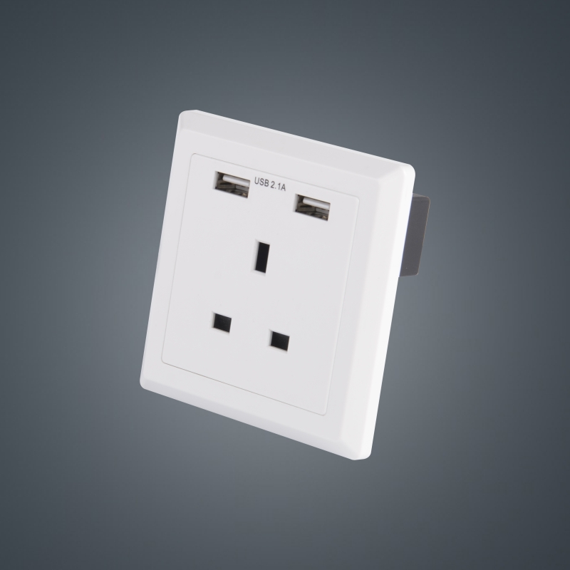 The best  UK wall socket charger with dual USB Receptacle DC 5V 2.1A White or Black