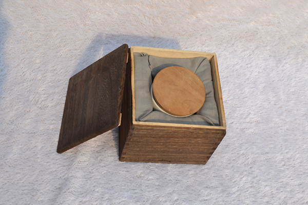 صندوق خشبي قديم هدية مخصصة مع شعار لتخزين