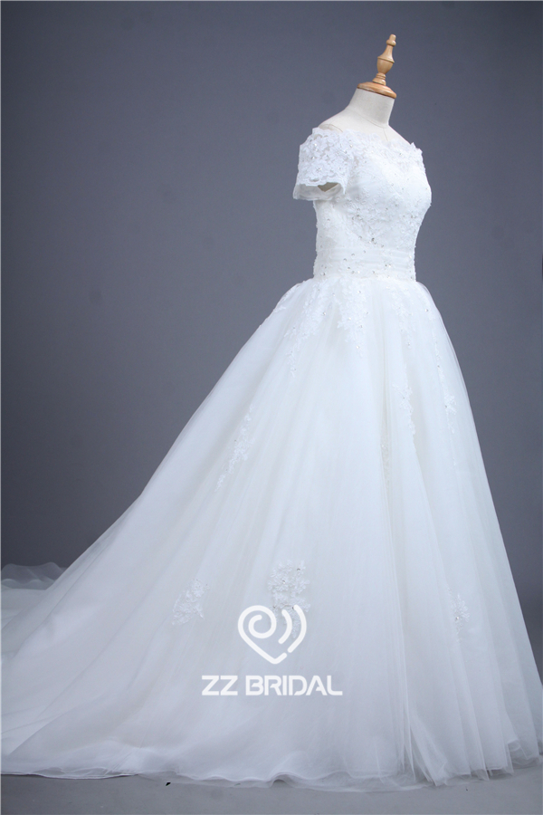 China short sleeve off shoulder lace appliqued beaded wedding gown supplier