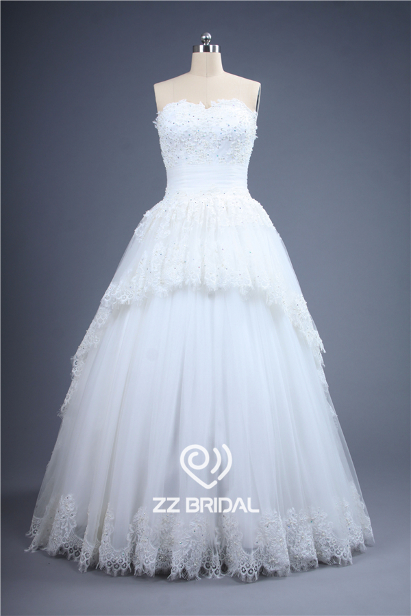 Immagini reali abito da sposa in rilievo fondo pizzo appliqued scollo a cuore in pizzo A-line