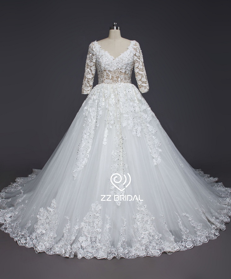 ZZ nupcial 2017 v-Neck e v-back renda aplicada A-line vestido de noiva