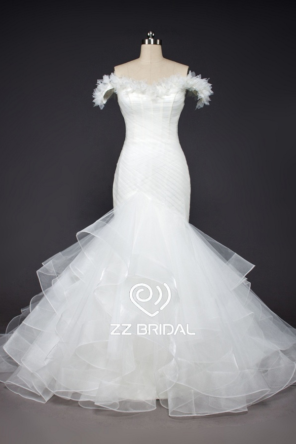 ZZ nupcial 2017 de hombro rizado y vestido de novia con cuentas de sirena